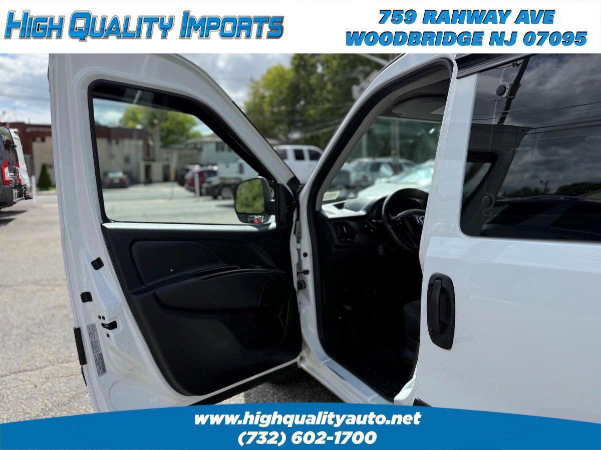 Used 2019 RAM ProMaster City Tradesman FWD image 11