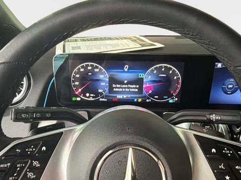 Certified 2026 Mercedes-Benz GLB 250 image 25