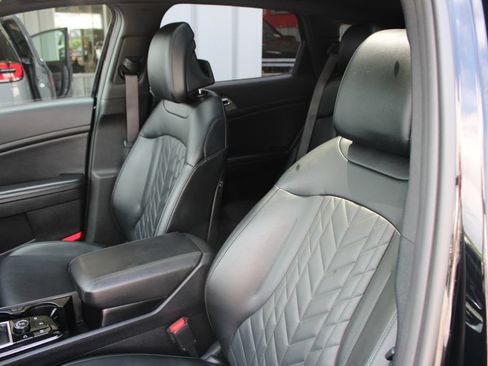 Used 2023 Kia Sportage X-Line w/ X-Line Premium Package AWD/4WD image 39