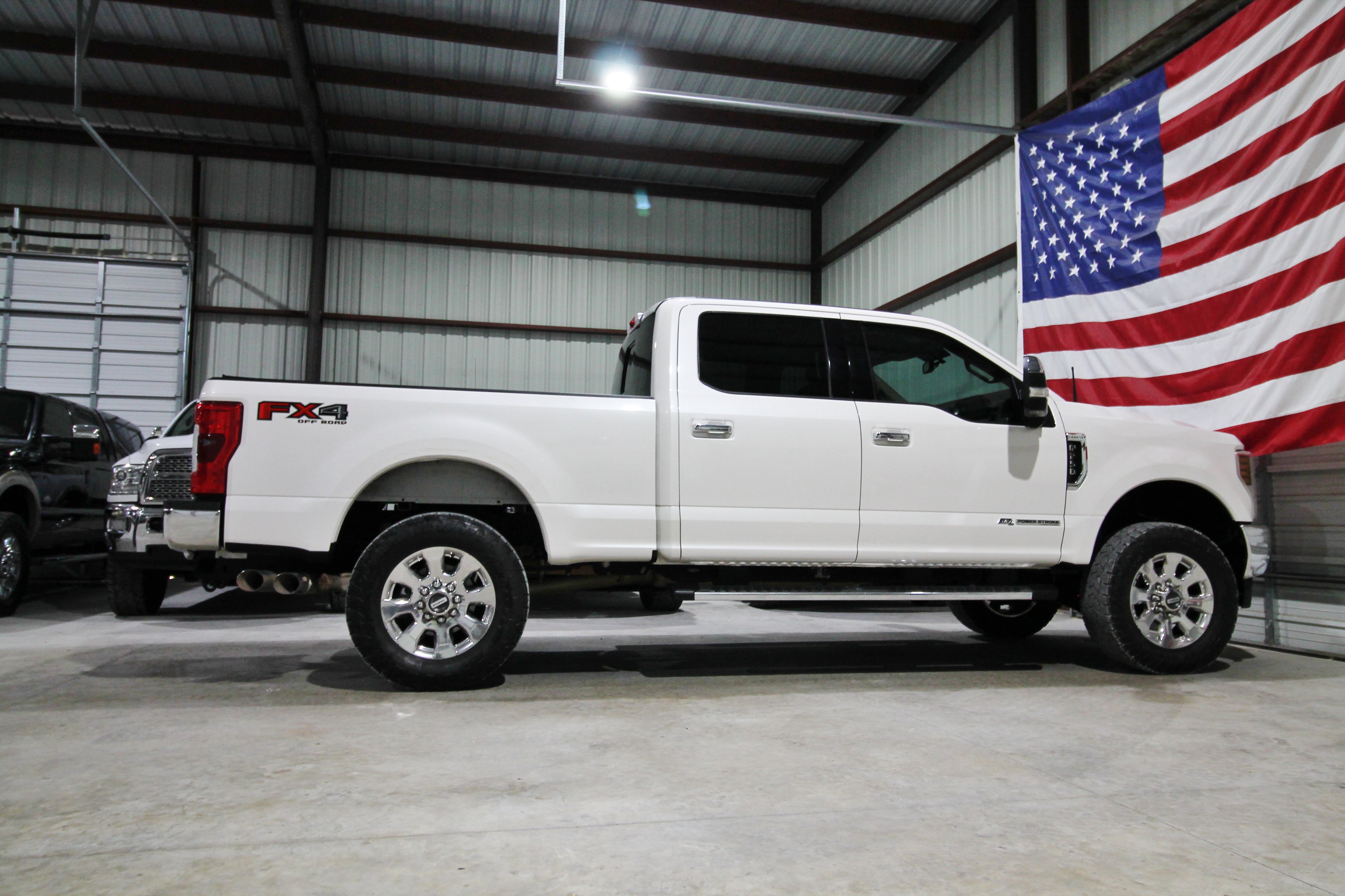 Used 2017 Ford F250 Lariat w/ Chrome Package AWD/4WD image 14