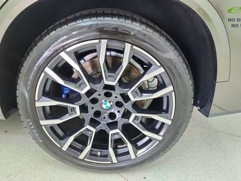 Used 2025 BMW X5 M60i AWD/4WD image 63