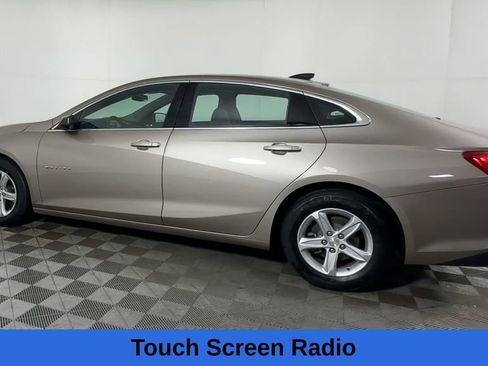 Certified 2022 Chevrolet Malibu LS image 9