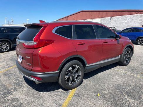Used 2019 Honda CR-V Touring image 3