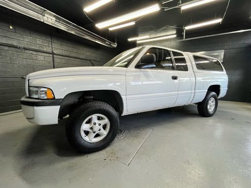 Used 1998 Dodge Ram 1500 Truck 4x4 Quad Cab image 7