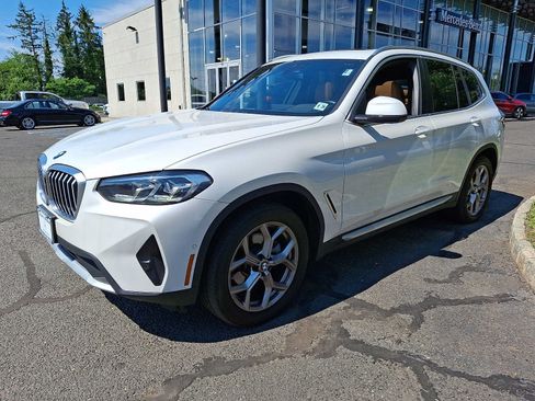 Used 2024 BMW X3 xDrive30i w/ Premium Package AWD/4WD image 3