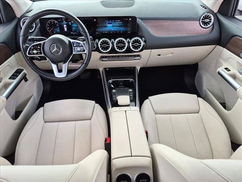 Certified 2023 Mercedes-Benz GLA 250 image 18