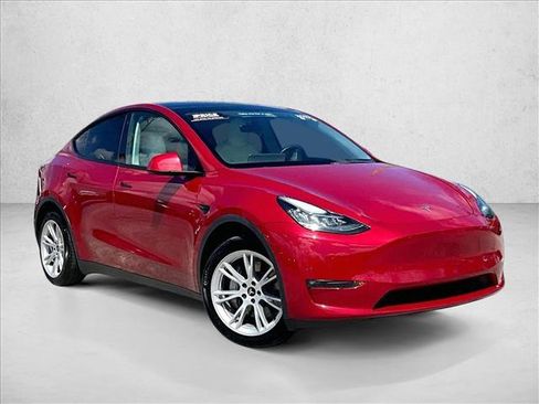 Used 2022 Tesla Model Y Long Range AWD/4WD image 12