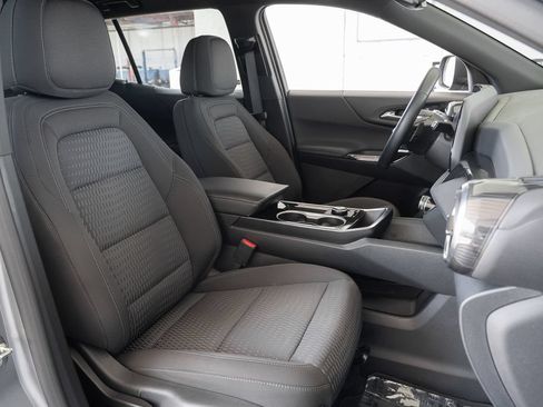 Used 2026 Chevrolet Equinox LT FWD image 39