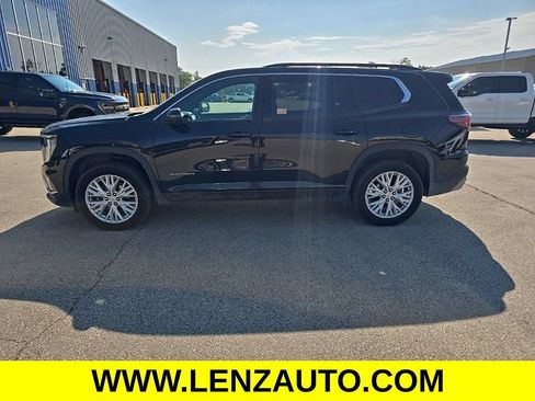 Used 2024 GMC Acadia Elevation w/ Trailering Package AWD/4WD image 3