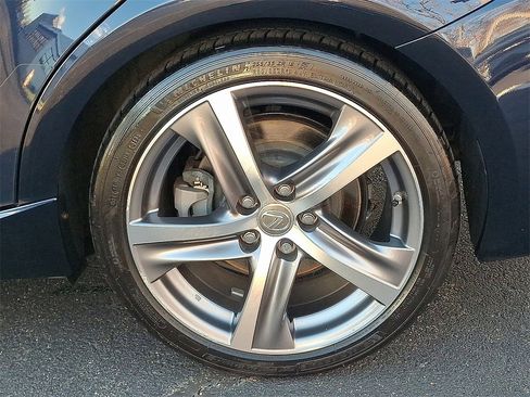 Used 2017 Lexus IS 300 AWD image 9