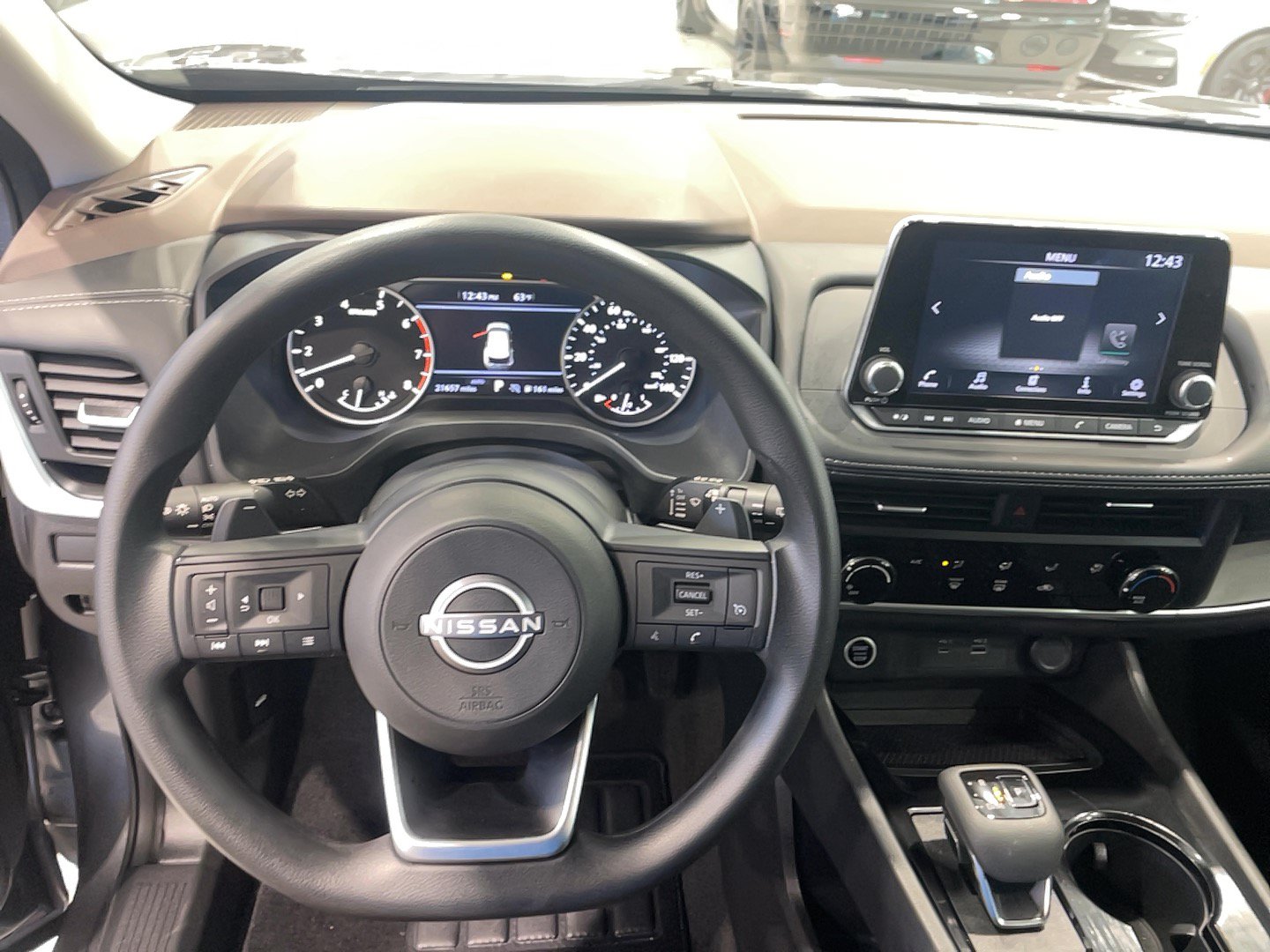 Used 2023 Nissan Rogue S AWD/4WD image 13