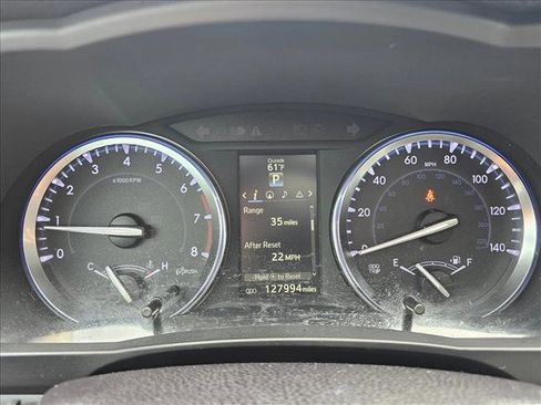 Used 2014 Toyota Highlander XLE AWD/4WD image 22