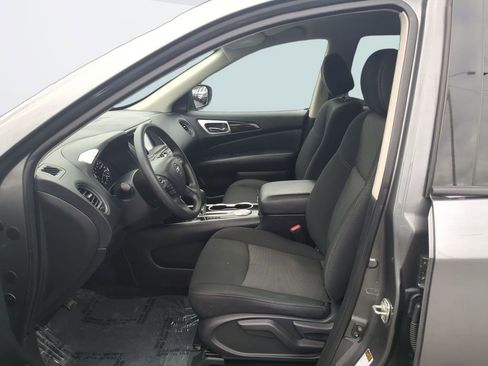 Used 2020 Nissan Pathfinder S FWD image 20