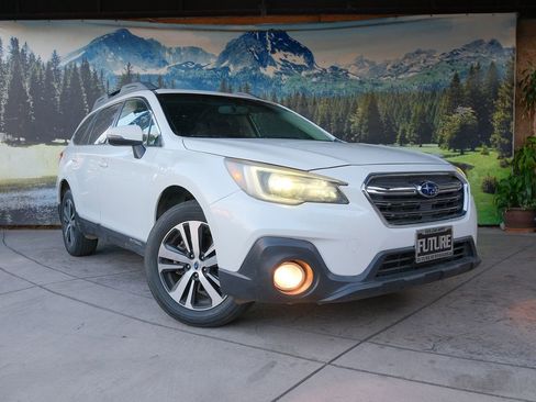 Used 2018 Subaru Outback 3.6R Limited w/ Popular Package #2 image 3