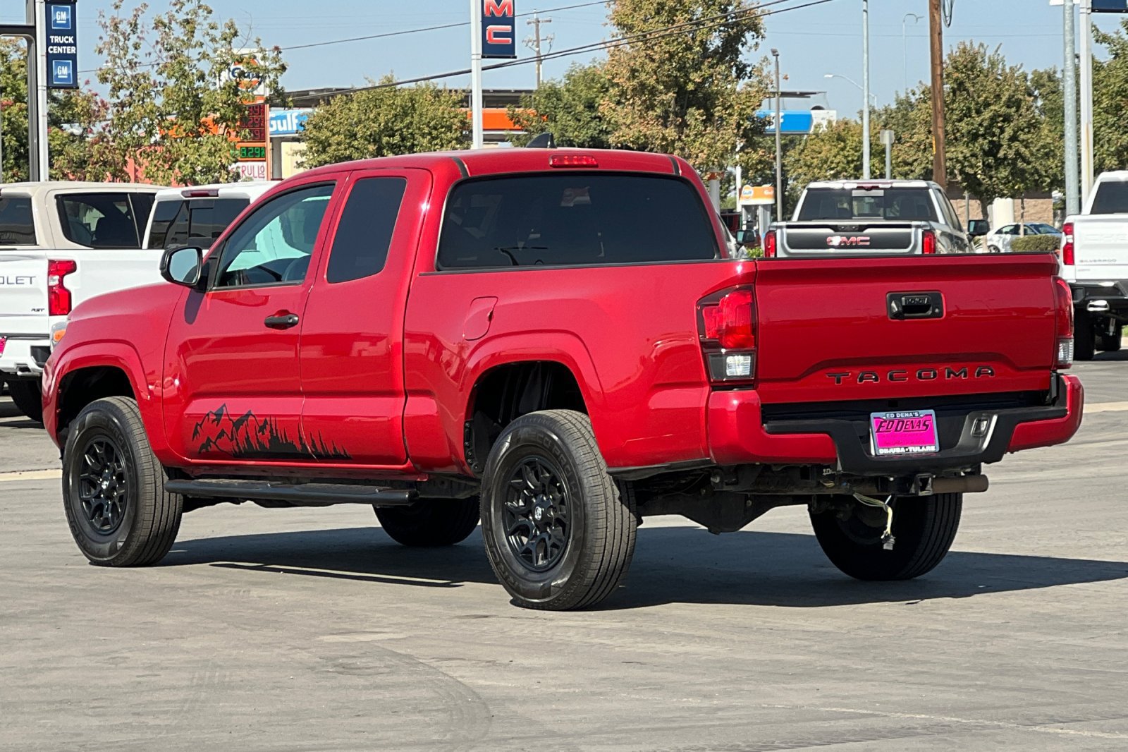 Used 2022 Toyota Tacoma SR RWD image 7
