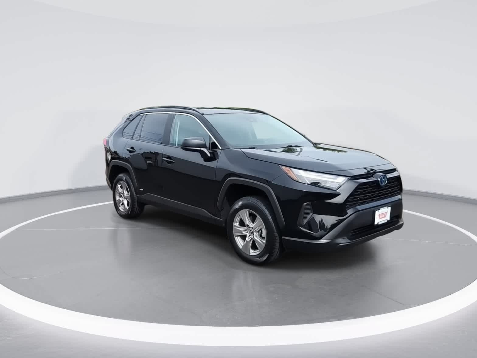 Certified 2024 Toyota RAV4 LE AWD/4WD image 2