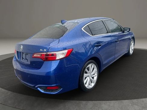 Used 2018 Acura ILX FWD image 5
