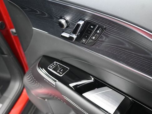 New 2026 Cadillac Lyriq Luxury image 28