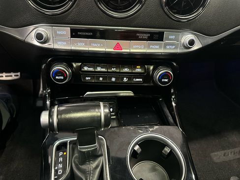 Used 2021 Kia Stinger GT-Line image 18