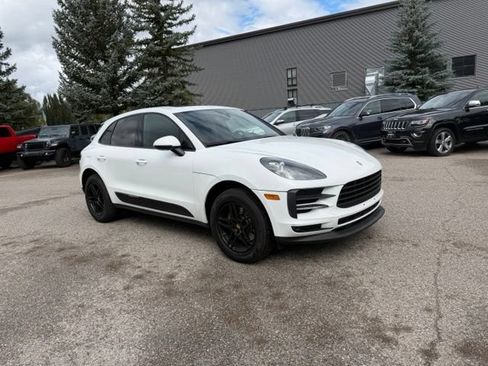 Used 2019 Porsche Macan AWD/4WD image 6
