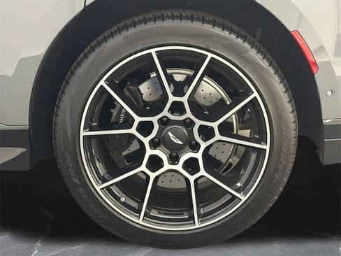 New 2025 Aston Martin DBX 707 image 34