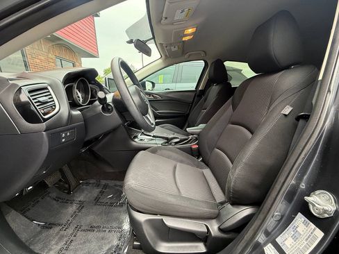 Used 2016 MAZDA MAZDA3 i Sport w/ Preferred Equipment Package FWD image 17