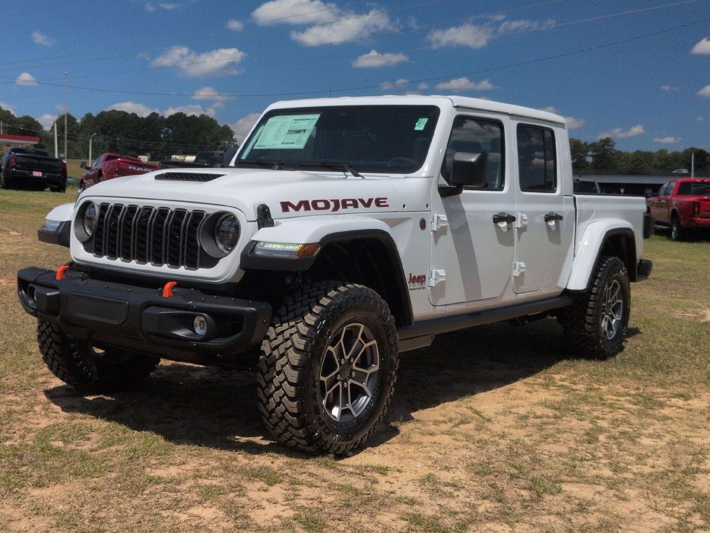New 2026 Jeep Gladiator Mojave AWD/4WD image 6