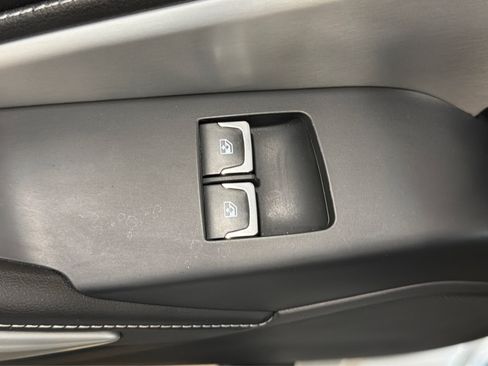 Used 2017 Chevrolet Corvette Stingray Coupe w/ Carbon Flash Badge Package RWD image 17