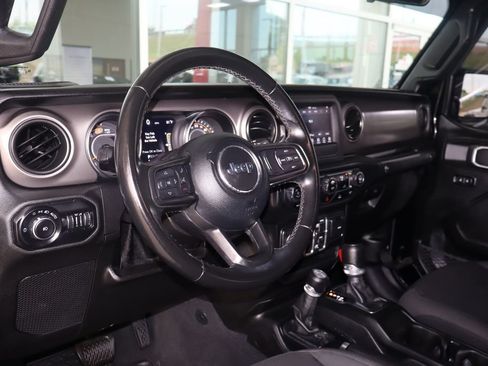 Used 2021 Jeep Wrangler Unlimited Sport AWD/4WD image 17