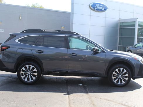 Used 2024 Subaru Outback Limited image 9