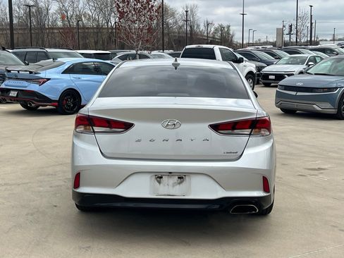 Used 2018 Hyundai Sonata Limited image 11