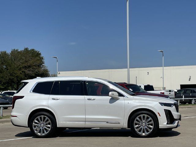 Used 2022 Cadillac XT6 Premium Luxury w/ Platinum Package AWD/4WD image 3