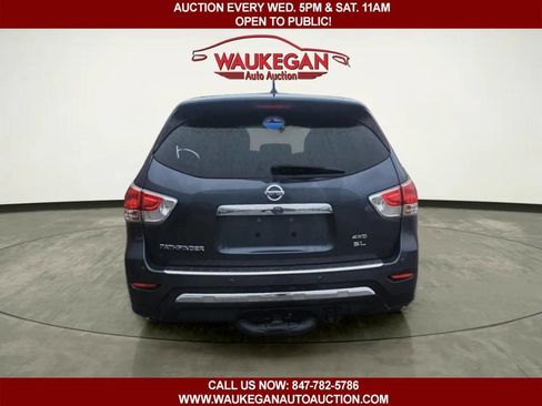 Used 2014 Nissan Pathfinder SL w/ SL Premium Package image 4