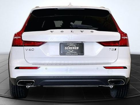 Certified 2021 Volvo V60 T5 Cross Country w/ Climate Package AWD/4WD image 5