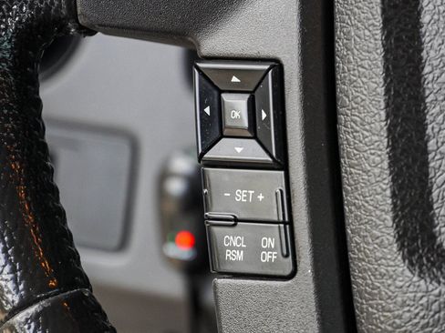 Used 2013 Ford F150 XLT w/ Luxury Equipment Group AWD/4WD image 33