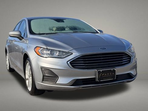 Used 2020 Ford Fusion SE FWD image 8