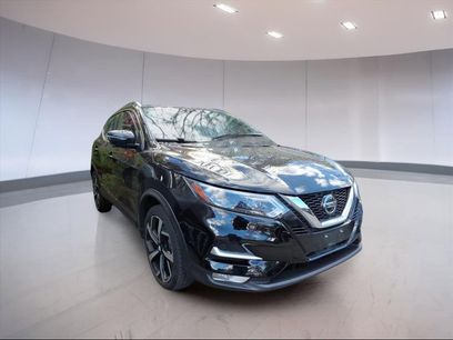 Used 2022 Nissan Rogue Sport SL w/ Premium Package