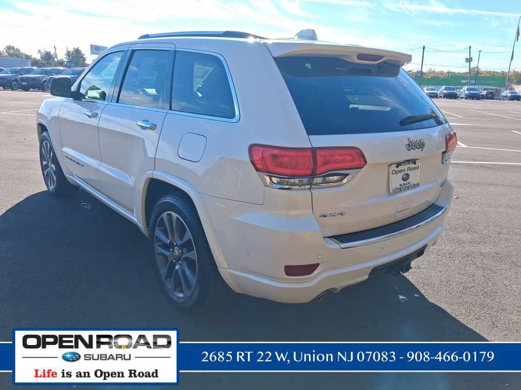 Used 2018 Jeep Grand Cherokee Overland AWD/4WD image 6