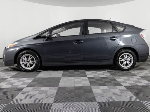 Used 2011 Toyota Prius Two image 3