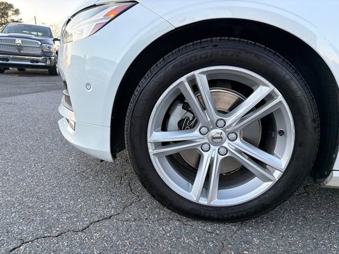 Used 2018 Volvo S90 T5 Momentum w/ Convenience Package image 36