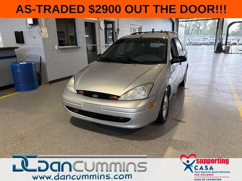 Used 2002 Ford Focus SE FWD image 1