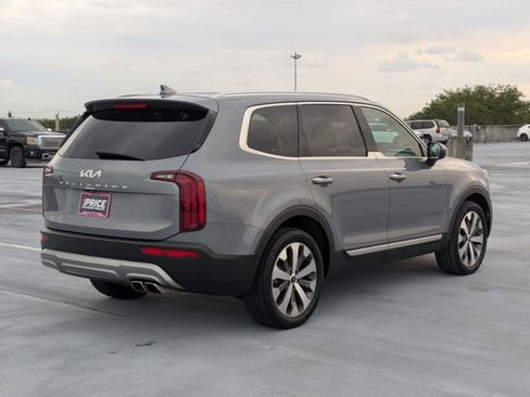 Used 2022 Kia Telluride S FWD image 5