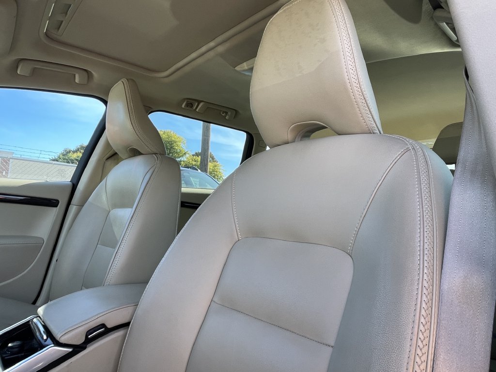 Used 2016 Volvo XC70 T5 Platinum FWD image 11