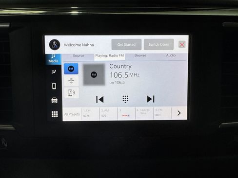 Used 2022 Chrysler Voyager LX FWD image 26