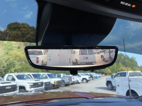 Used 2024 GMC Sierra 2500 Denali w/ Denali Reserve Package image 34