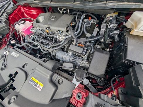 Used 2024 Toyota Sienna Limited image 20