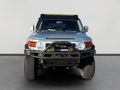 Used 2007 Toyota FJ Cruiser 4WD image 8