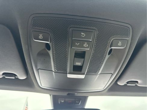 Used 2018 Mercedes-Benz CLA 250 4MATIC image 38