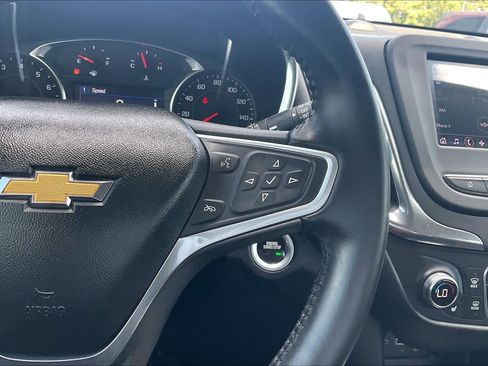 Certified 2022 Chevrolet Equinox LT FWD image 24