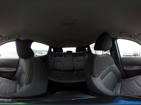 Used 2025 Nissan Kicks SV image 40